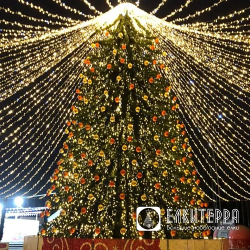 Царская световая искусственная уличная елка высотой 10 метров